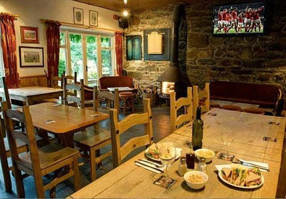 Ty Mawr Hotel スランベドル エクステリア 写真